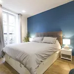 Newly Renovated Spacious Apartment In Montorgeuil Area
