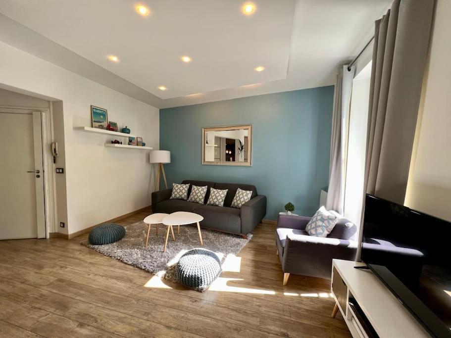 Newly Renovated Spacious In Montorgeuil Area