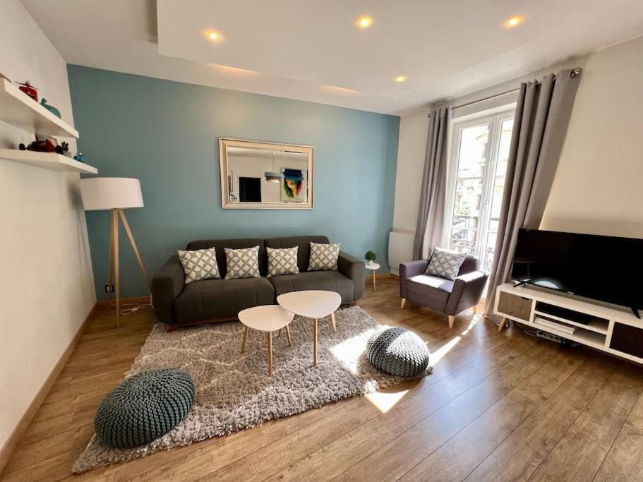 Newly Renovated Spacious In Montorgeuil Area